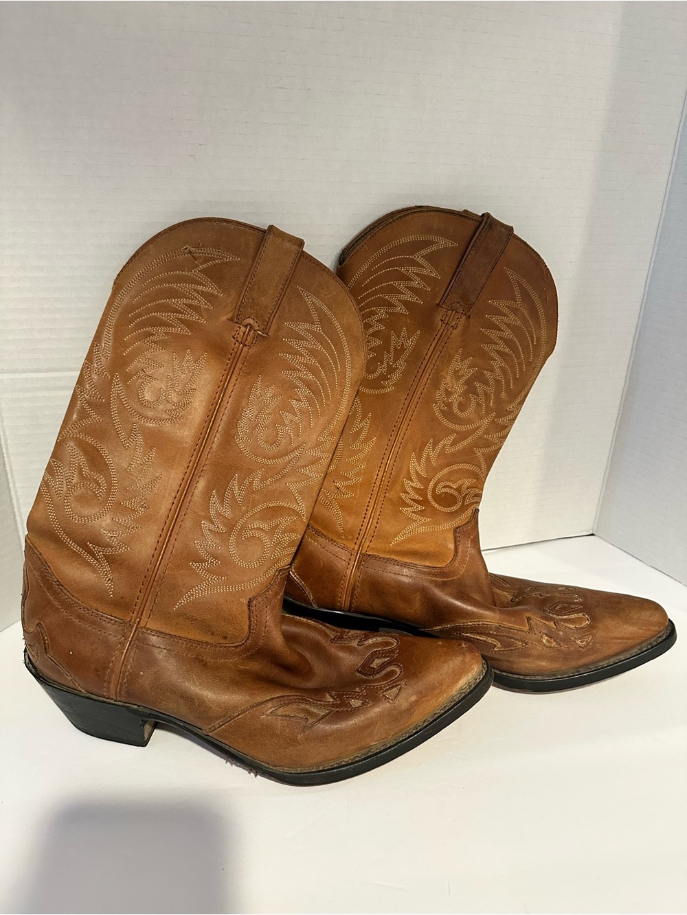 7EE or 8.5 wide DURANGO Brown Leather Western Cowboy Boots Embroidered Shaft